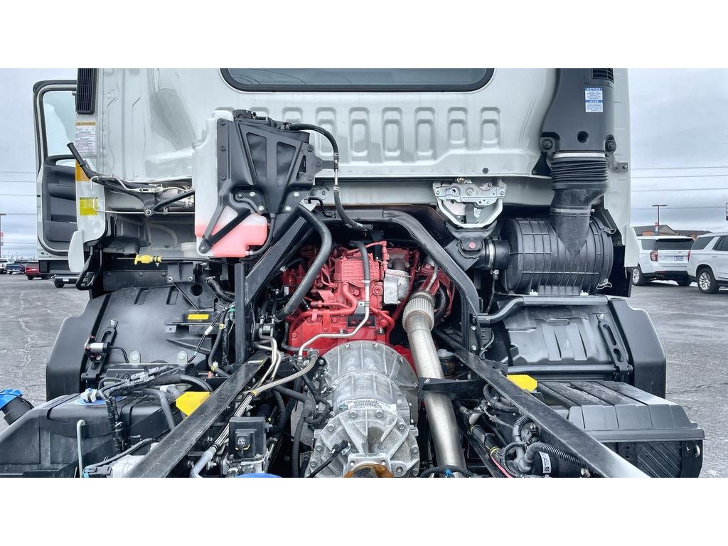 2024 Chevrolet Low Cab Forward 6500 XD MEDIUM ASH GRAY