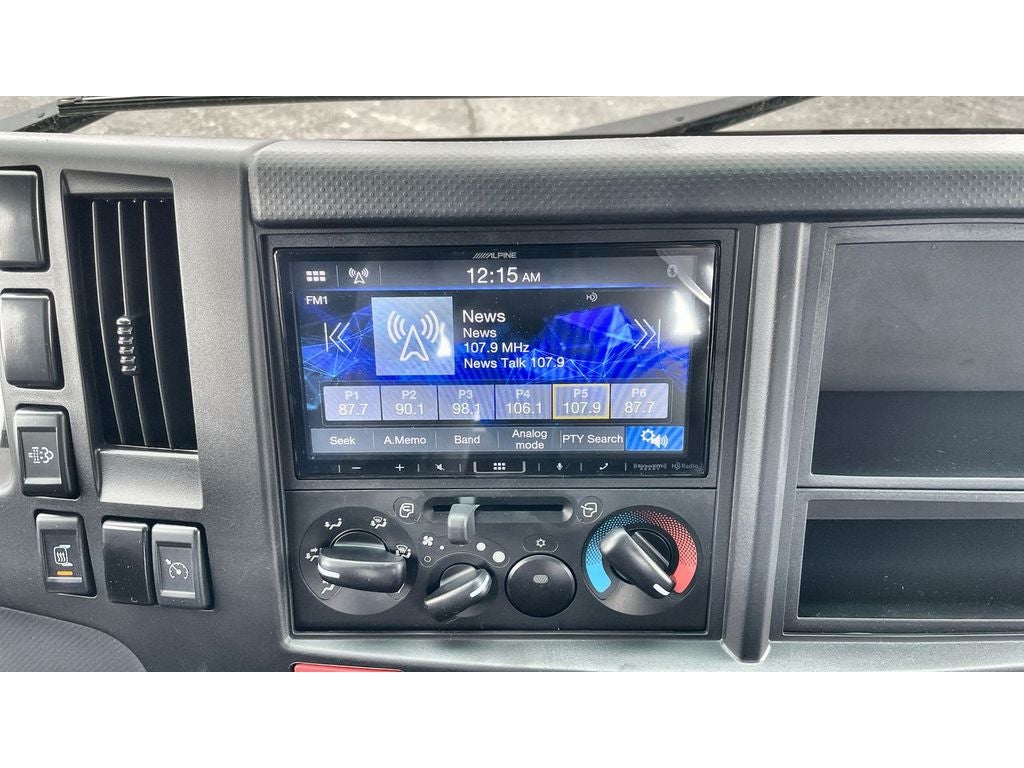 2024 Chevrolet Low Cab Forward 6500 XD MEDIUM ASH GRAY