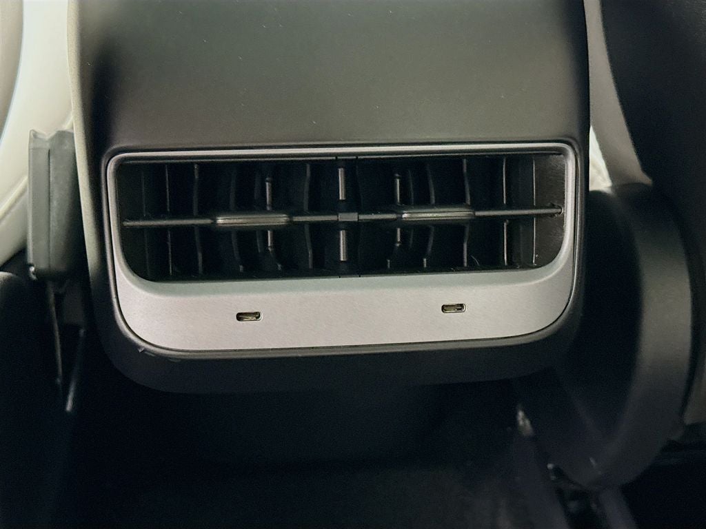 2025 Tesla Model Y Performance