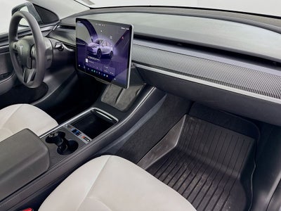 2025 Tesla Model Y Performance