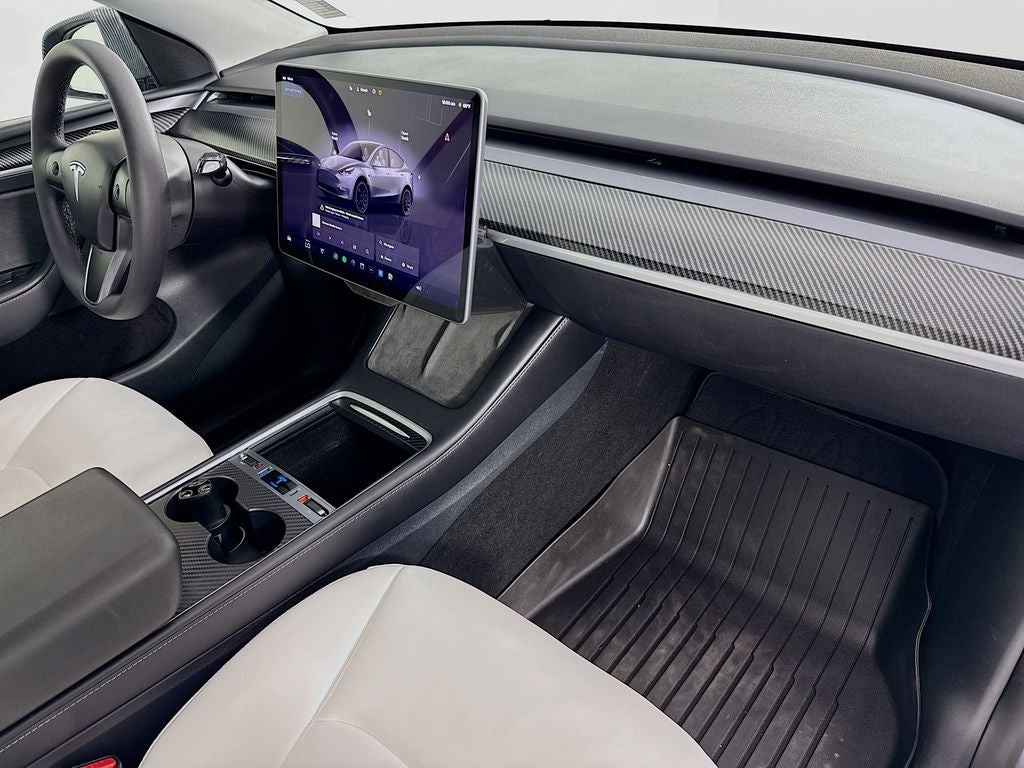 2025 Tesla Model Y Performance