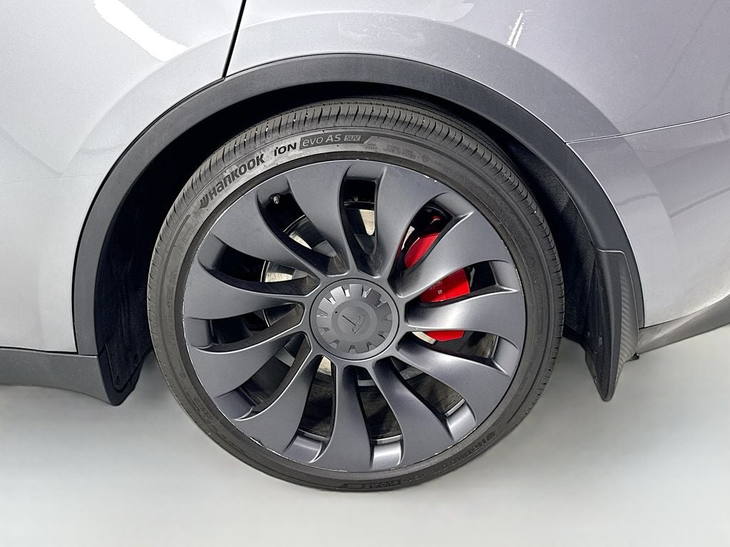 2025 Tesla Model Y Performance