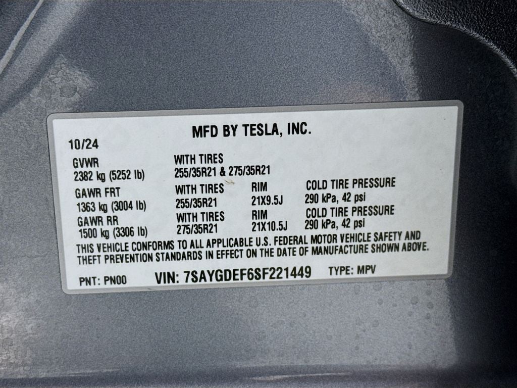 2025 Tesla Model Y Performance