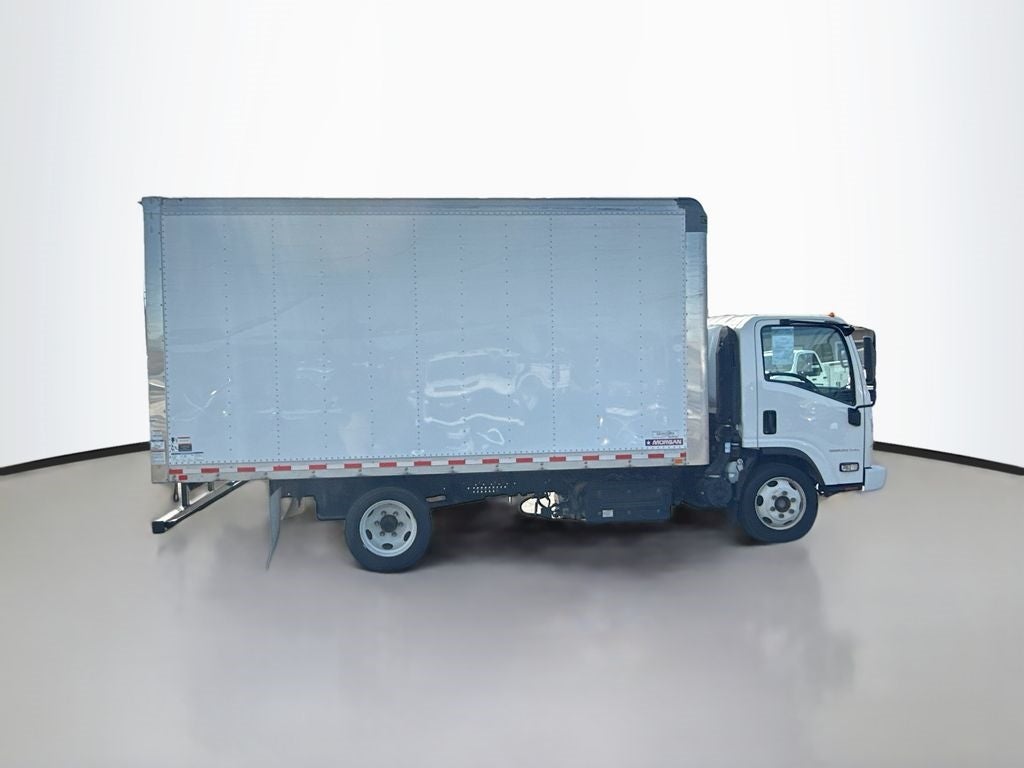 2020 Chevrolet Low Cab Forward 5500 XD Base