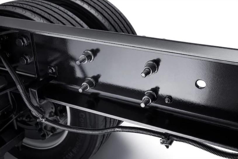 Silverado chassis cab solid structure